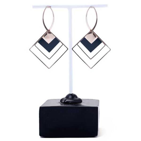 Singling Art Gold Plated Squared Shape Earrings For Women's Silver Gold & Black