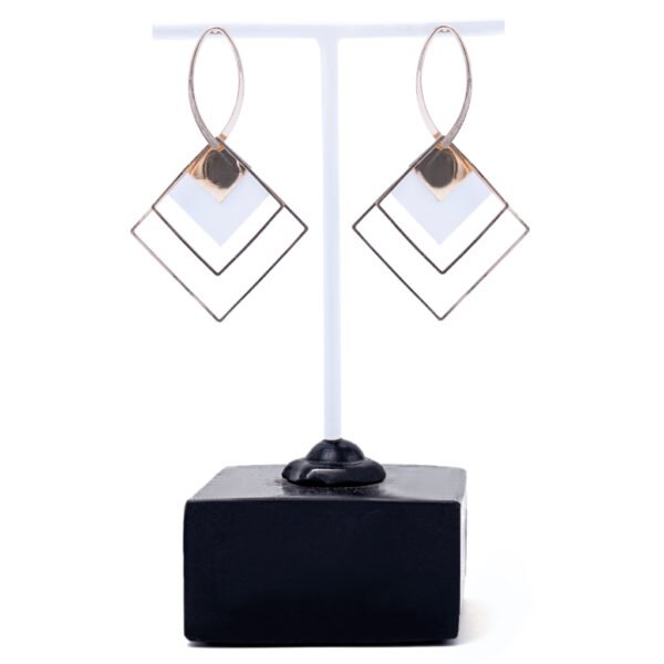 Singling Art Gold Plated Squared Shape Earrings For Women’s Silver Gold & White